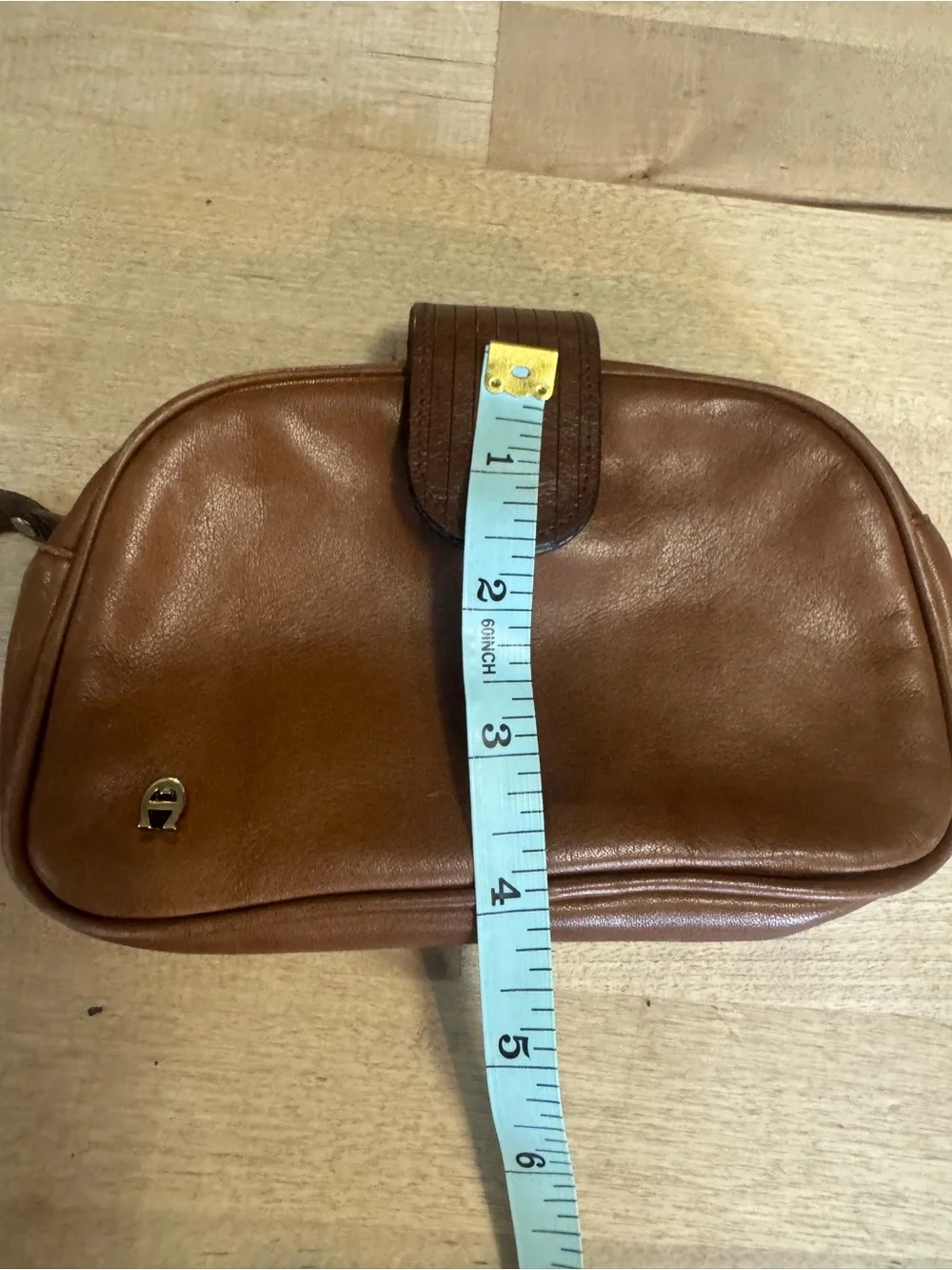 Etienne Aigner vintage Brown Leather Wristlet Clutch wallet makeup pouch